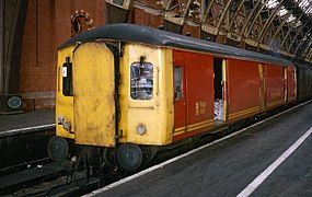 Class 128 M55991 Royal Mail MLV at St Pancras, 1990