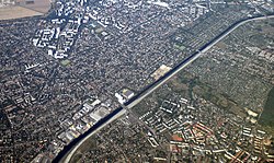 Aerial view of Rudow with the Teltowkanal and a bit of Johannisthal (right)