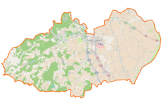 Mapa konturowa powiatu gdańskiego, blisko centrum na lewo u góry znajduje się punkt z opisem „Łapino”