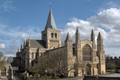 Malgré quelques ajouts gothiques, la cathédrale de Rochester conserve une forte typicité romane normande.