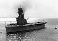 Az HMS Hermes brit repülőgép-hordozó 1931-ben, Kínában.