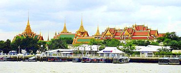 Grand Palace-komplekset på bredden af Chao Phraya-floden.