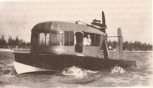 1920 "Scooter" airboat by aircraft engineer Glenn Curtiss