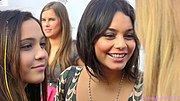 Vanessa ans her sister Stella Hudgens (24 September 2011)