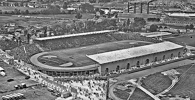 Die Stade Olympique Yves-du-Manoir tydens die Olimpiese Somerspele 1924 se sokkertoernooi-eindstryd