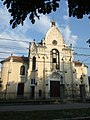 La synagogue.