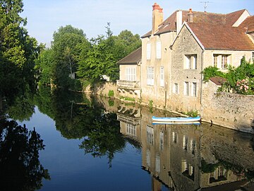 Le Serein à Noyers.