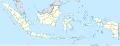 Mapa konturowa Indonezji, na dole nieco na lewo znajduje się punkt z opisem „Trowulan”
