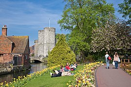 Canterbury'de Stour Nehri kıyısı