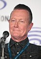 Robert Patrick interpreta James Keller