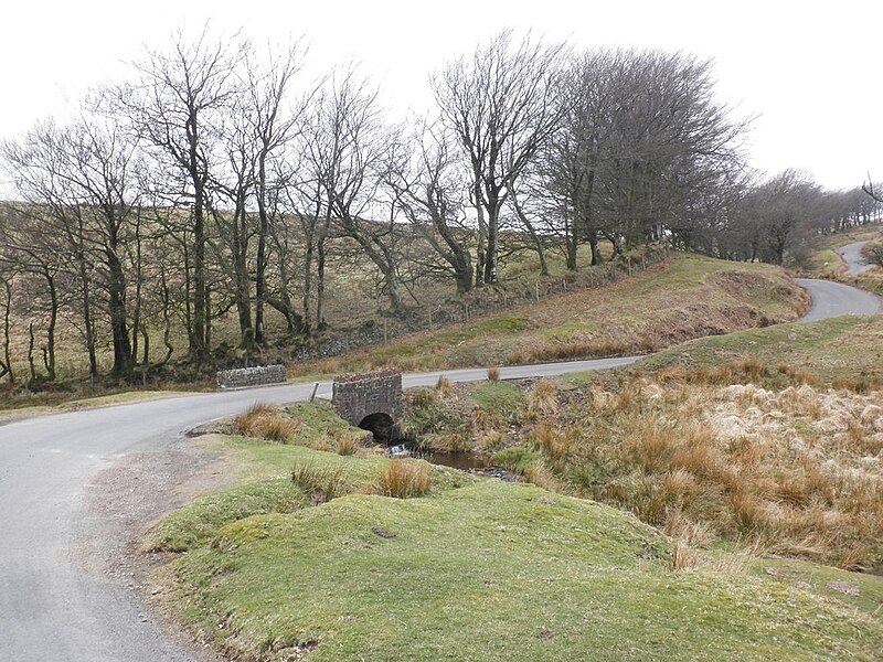 File:Chetsford Bridge - geograph.org.uk - 3429840.jpg