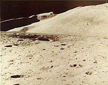 Le site d'atterrissage photographié depuis le module lunaire après l'atterrissage