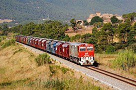 Locomotora 254.0 transportant potassa a Pineda de Bages