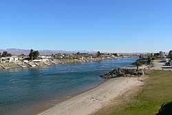 Colorado River at Needles 1.jpg