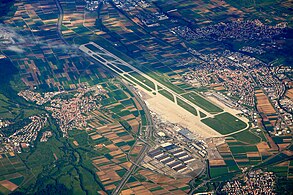 Photo aérienne de l'aéroport de Stuttgart.