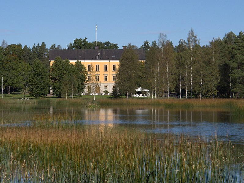 File:Herrgården Garpenberg.jpg