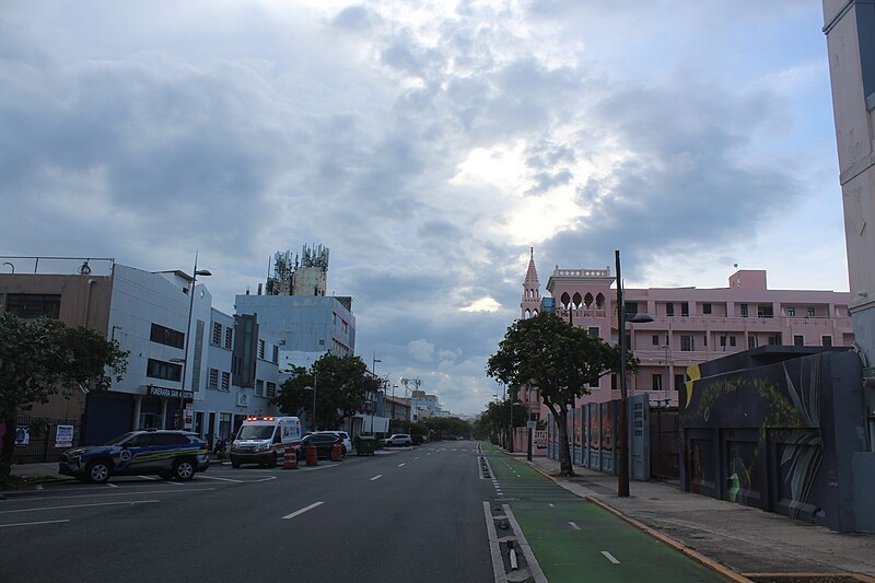 File:Puerta de Tierra Historic District2.jpg