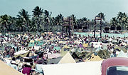 Wide shot of the stage area (Photo: Cesar Rosa)