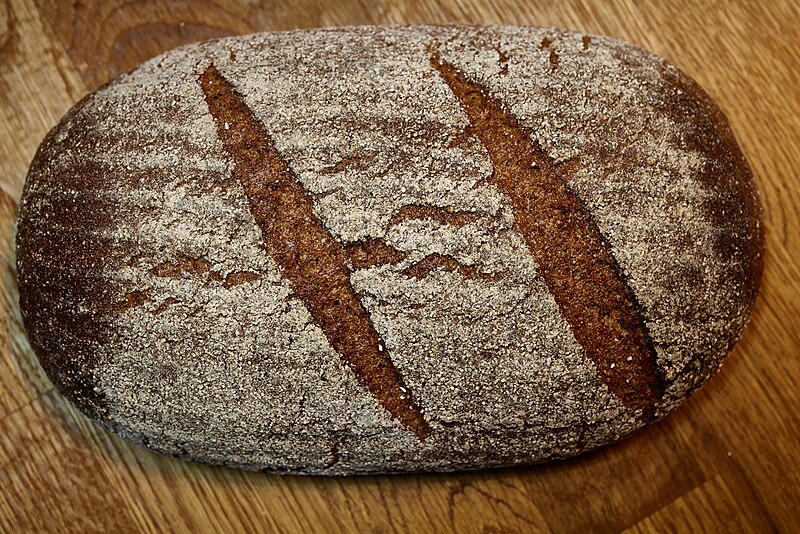 File:Uncut oval rye bread 2024-03-04 03.jpg