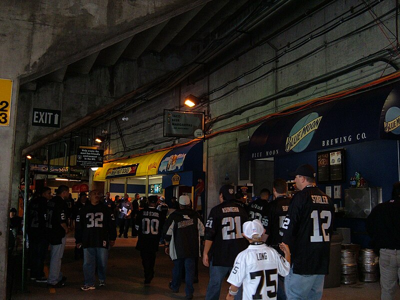 File:Oakland Coliseum interior 1.JPG