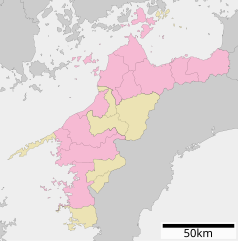 Mapa konturowa Ehime, u góry po prawej znajduje się punkt z opisem „Niihama”