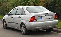 Ford Focus Stufenheck (1999–2001)