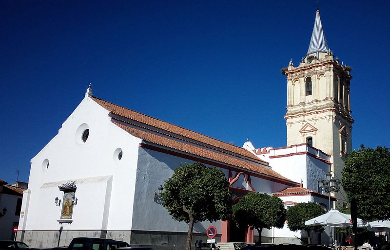 File:Iglesia Parroquial de San Bartolomé Apóstol, lateral.jpg