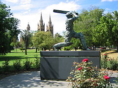 Donald Bradman statue, Creswell Gardens