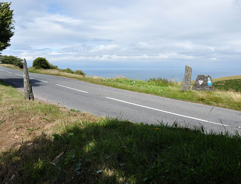 File:County Gate, Exmoor.jpg