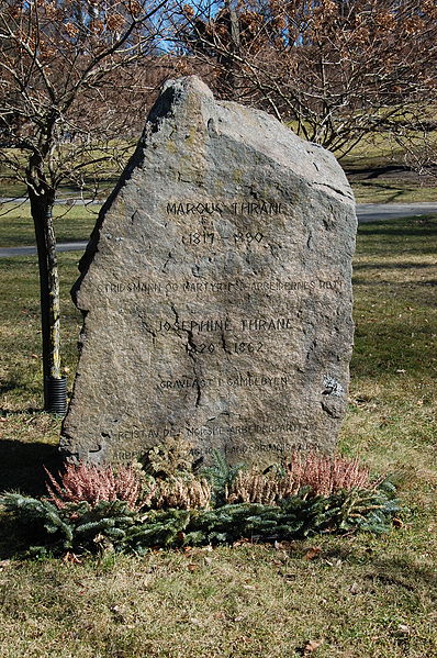 File:Marcus Thrane, gravminne på Vår Frelsers gravlund, Oslo.JPG