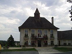 Magnac-Laval ê kéng-sek