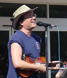 Gordon Gano při koncertě skupiny Violent Femmes v roce 2006