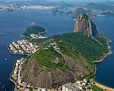 Vue du Morro da Urca et du Pain de Sucre.