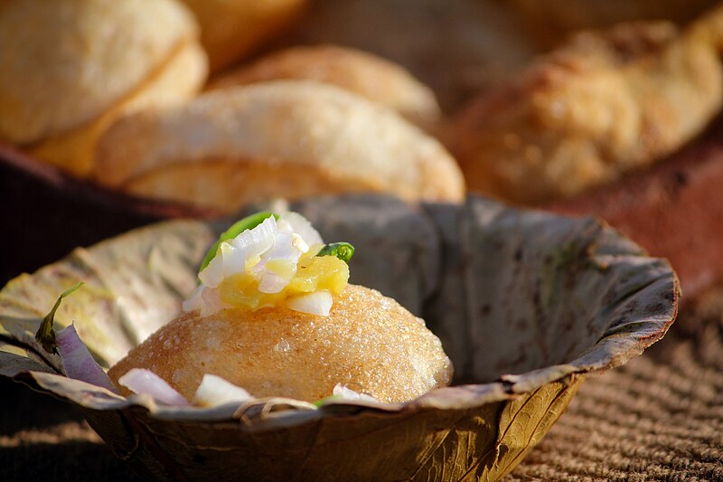 File:Paani Poori with Masal.jpg