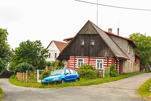 Maison à Sendraž.