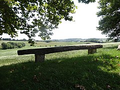 Banc et paysage gersois.