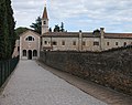 Accesso al monastero