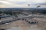 Maritim Hotel hinter den Terminals