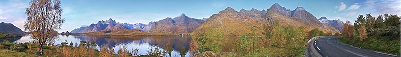 File:Raftsundet (Lofoten) banner Panorama.jpg