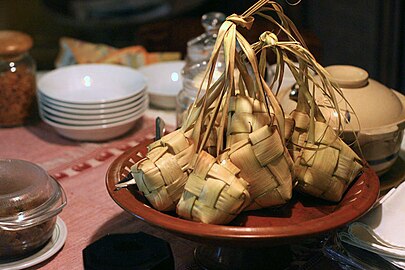 Ketupat do posiłku