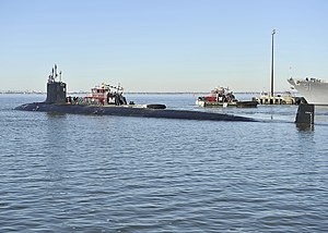 USS Minnesota (SSN-783) departs Norfolk in January 2014