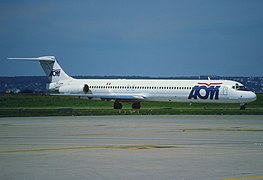 McDonnell Douglas MD-83