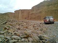 Crossing the wadi