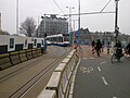 Tram 10 op de tijdelijke brug bij de Hoge Sluis te Amsterdam in 2012