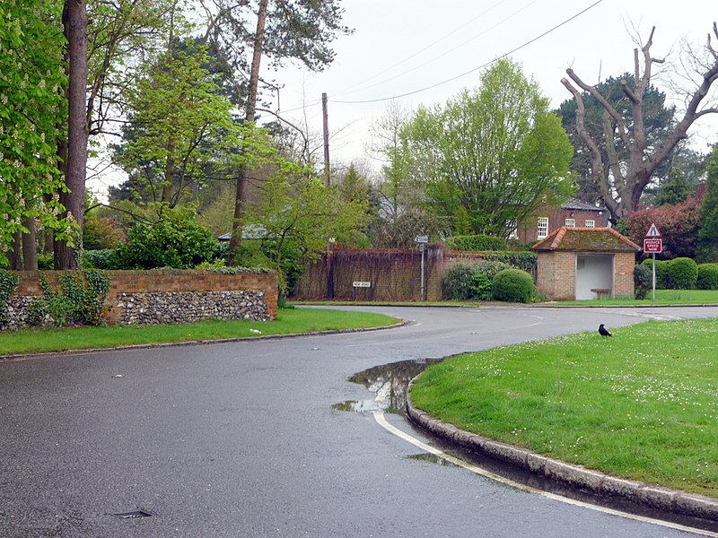 File:New Lane, Harmer Green, Hertfordshire - geograph.org.uk - 2933362.jpg