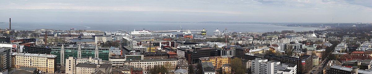 Panorama grada i luke