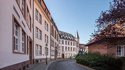 Der Gebäudekomplex der Schulen des Bergklosters