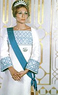 Farah Pahlavi von Persien, 1972. Diadem mit Türkisen und Diamanten, passend zur Robe.