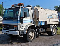 Ford Cargo street sweeper (United States)