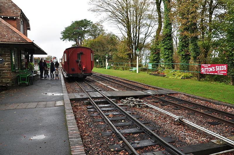 File:Axe at Woody Bay railway station (1088).jpg